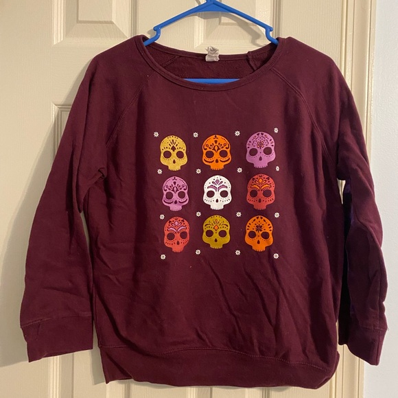 ModCloth Women’s Maroon Skull Graphic Sweatshirt - Picture 1 of 1